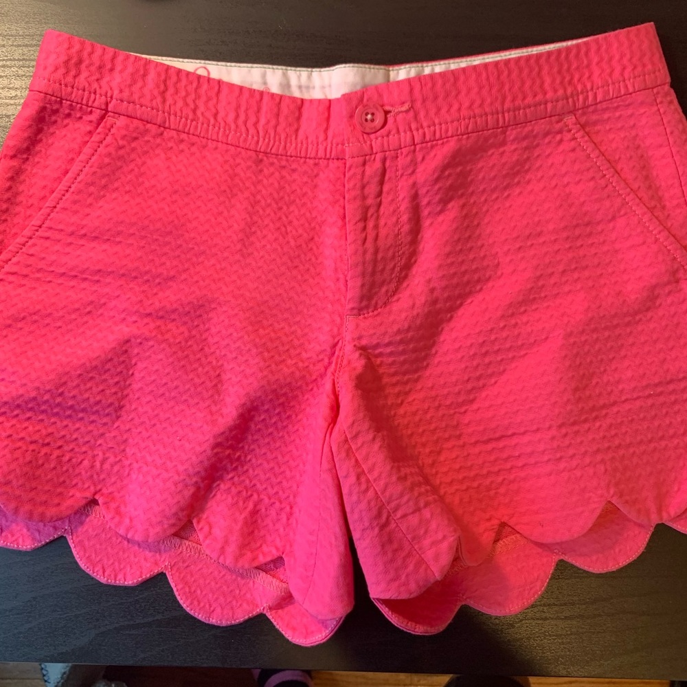 Lilly Pulitzer Pink Scalloped Shorts